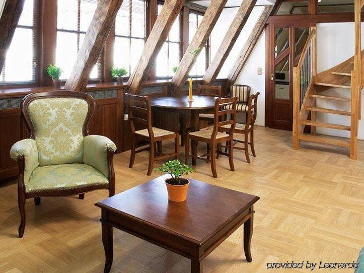 Leo Apartments Old Town Прага Интериор снимка