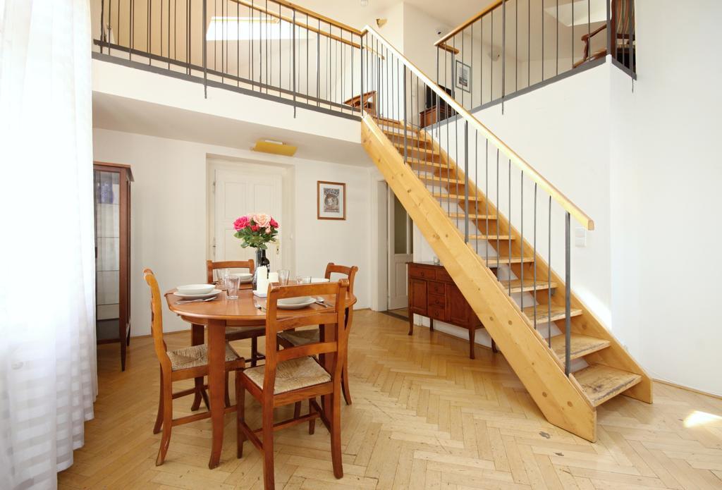 Leo Apartments Old Town Прага Стая снимка