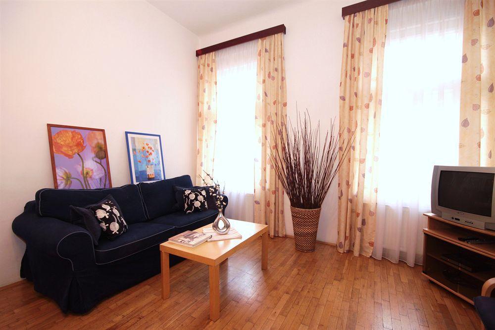 Leo Apartments Old Town Прага Стая снимка