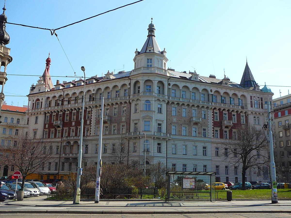 Leo Apartments Old Town Прага Екстериор снимка