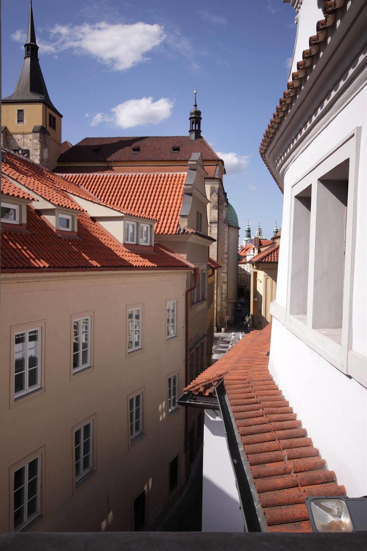 Leo Apartments Old Town Прага Екстериор снимка