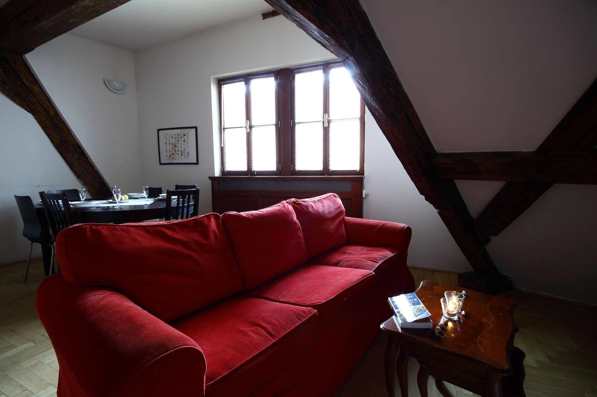 Leo Apartments Old Town Прага Екстериор снимка