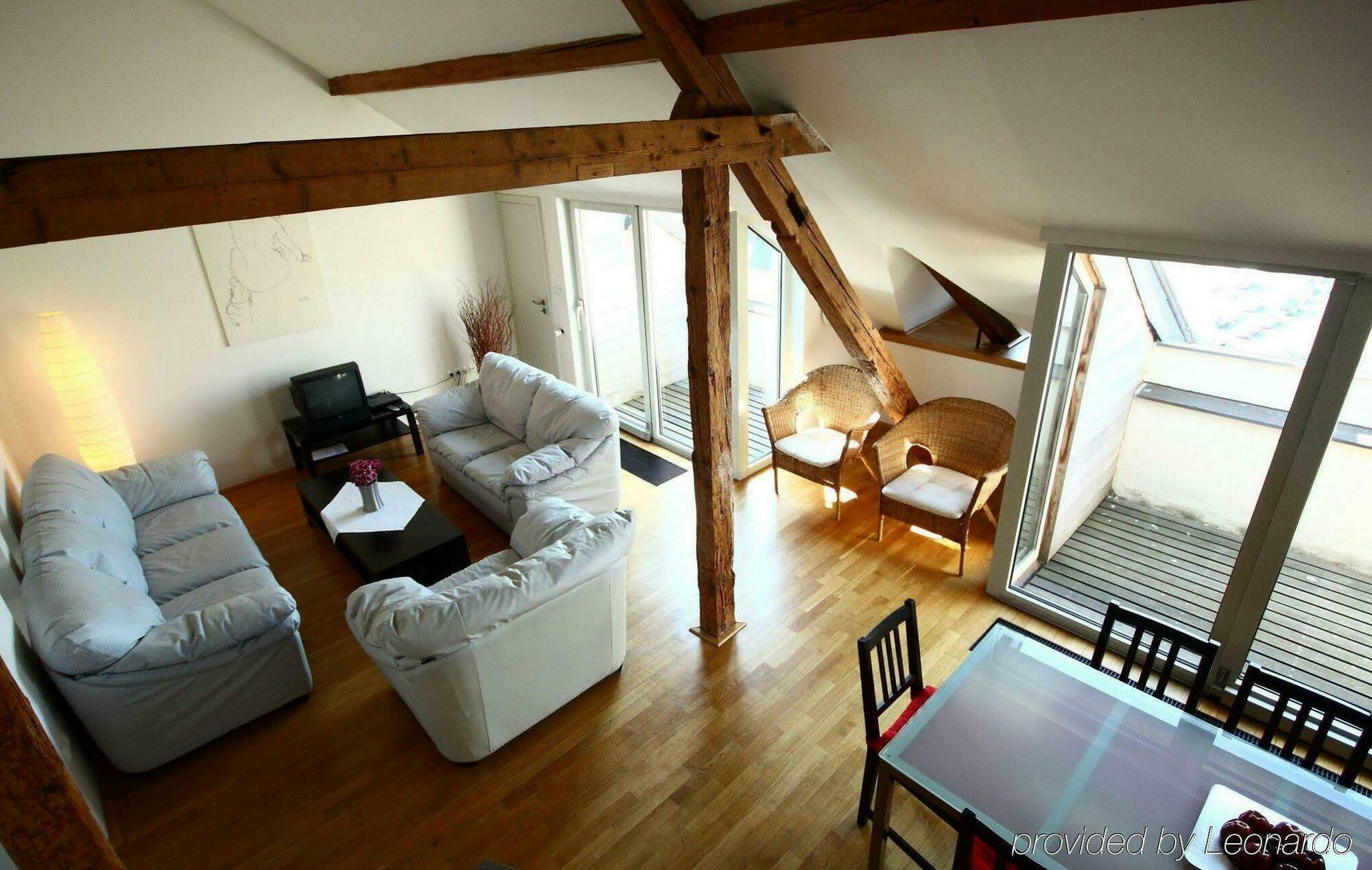 Leo Apartments Old Town Прага Екстериор снимка
